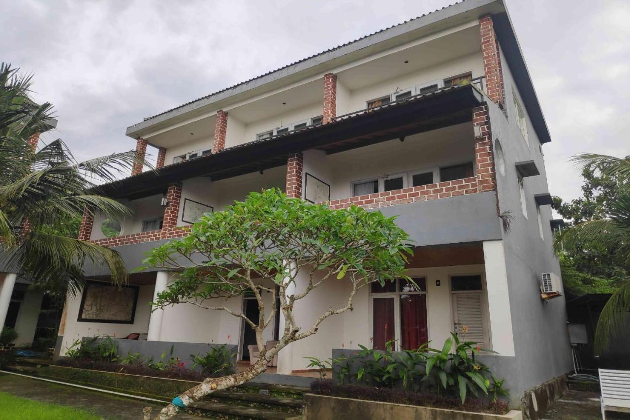 Pecatu Guesthouse Uluwatu Exterior foto