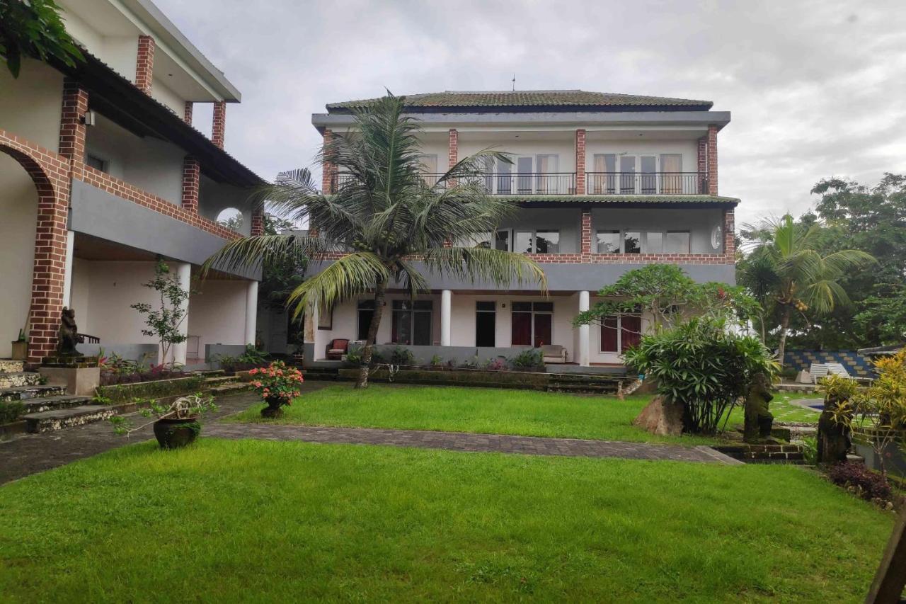 Pecatu Guesthouse Uluwatu Exterior foto