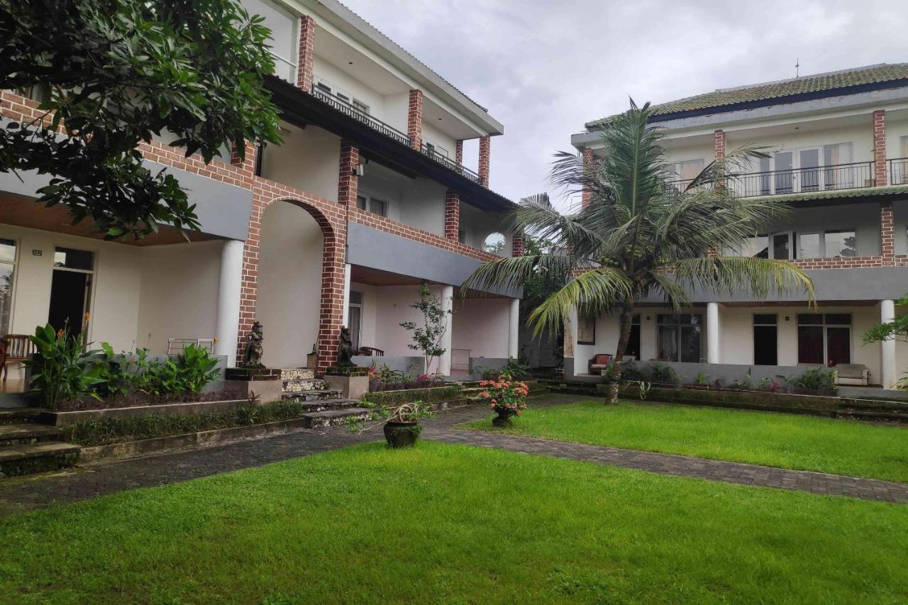 Pecatu Guesthouse Uluwatu Exterior foto